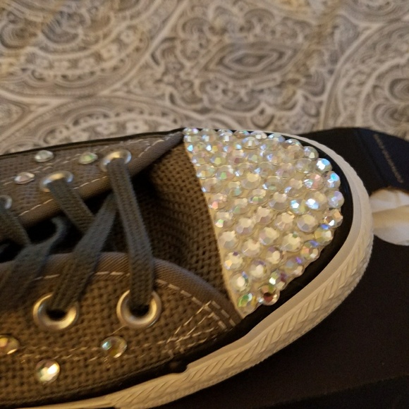 Woven gray with custom gems - Picture 8 of 9